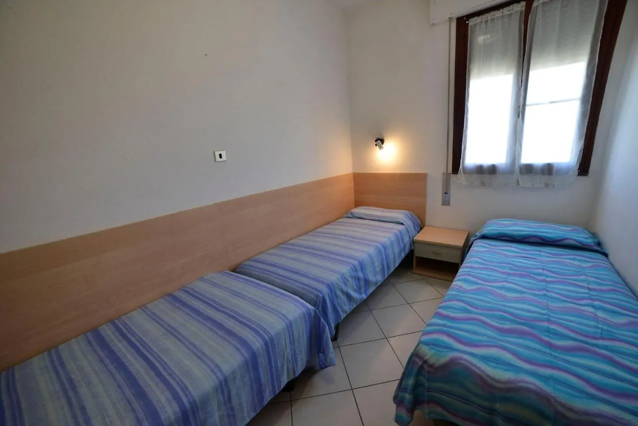 Apartments In Rosolina Mare 24914 0*,